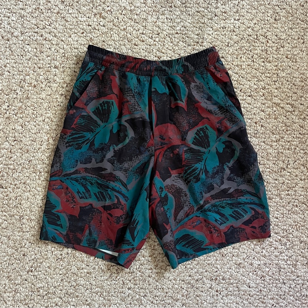 Lululemon Pace Breaker Shorts